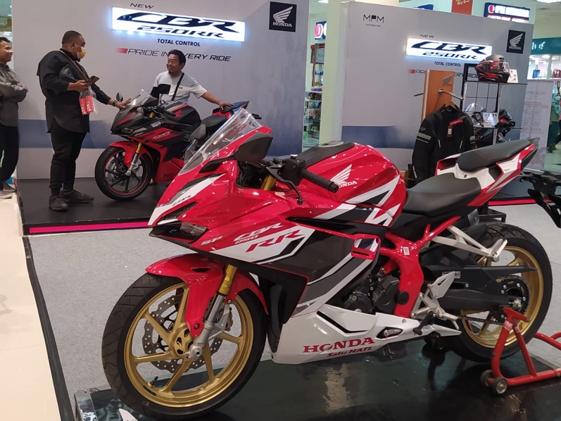 Honda Cbr Rr Mulai Dihadirkan Bagi Pencinta Moge Look Di Malang