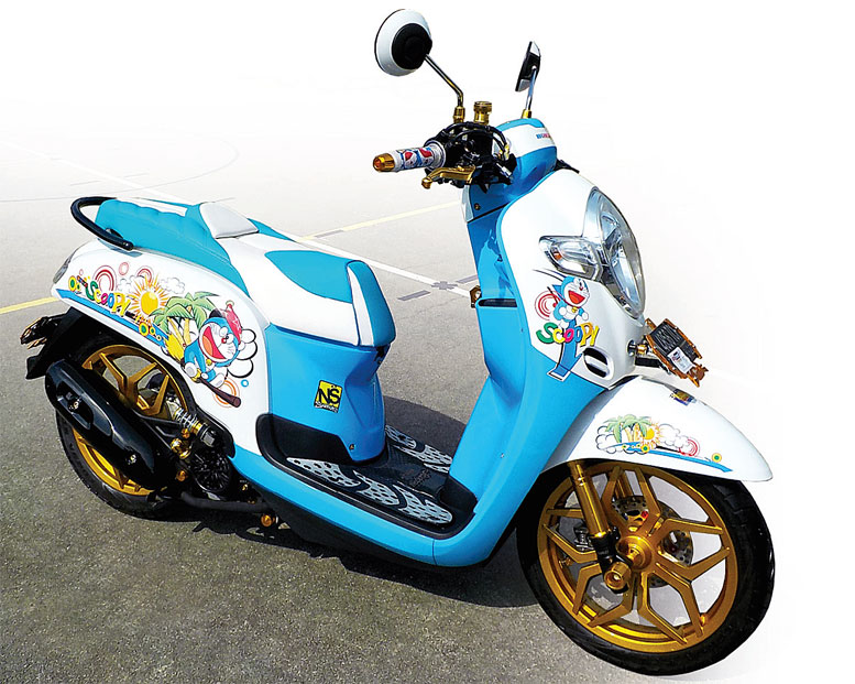 Motor Terbaru Honda Scoopy 2018 Warna Putih