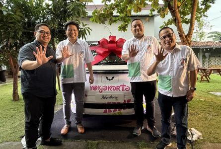 Jadi Grand Prize Utama, Wuling New Air EV Lite Siap Tampil Mempesona Di Ajang Remember November Vol. 3 Yokjakarta. 