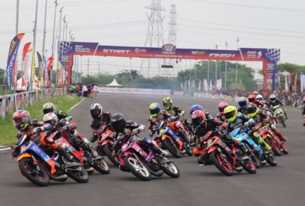 Ratusan Starter Top Nasional Panaskan Seri Pamungkas LFN HP969 Road Race Championship 2025 - Round #3 di Sirkuit GBT Surabaya