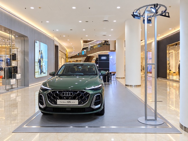Audi Q5i Senayan City