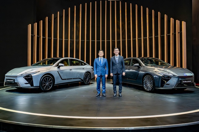 Foto LEXUS Hadir di GIIAS 2026 01