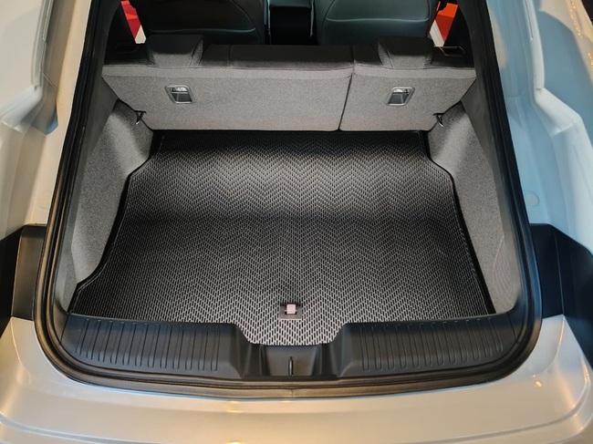 Otoproject Luncurkan Karpet Terbaru MAXMAT DURALINER 05