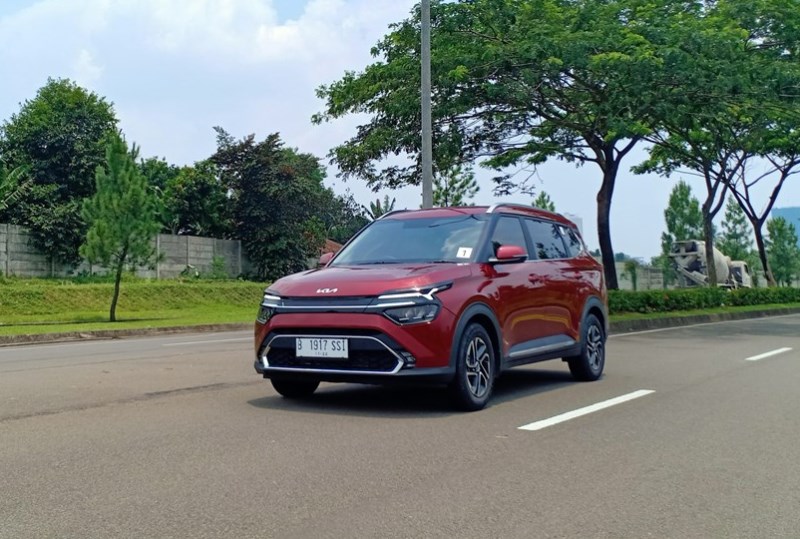 2022 10 otre kia carens 2