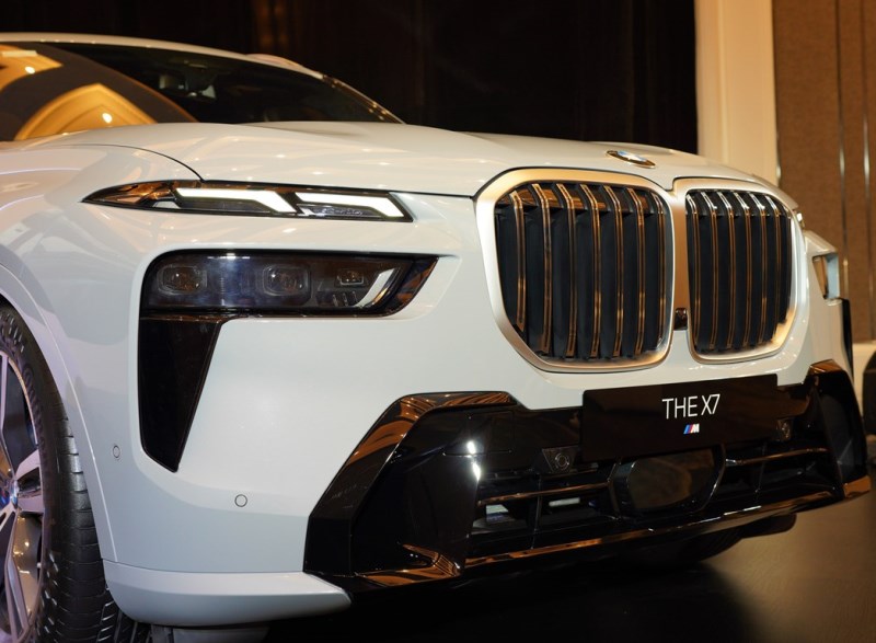 2023 01 otre bmw x7 2