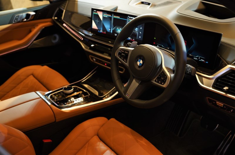2023 01 otre bmw x7 3
