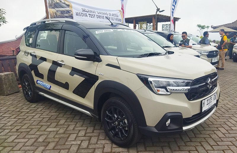 2023 XL7 5