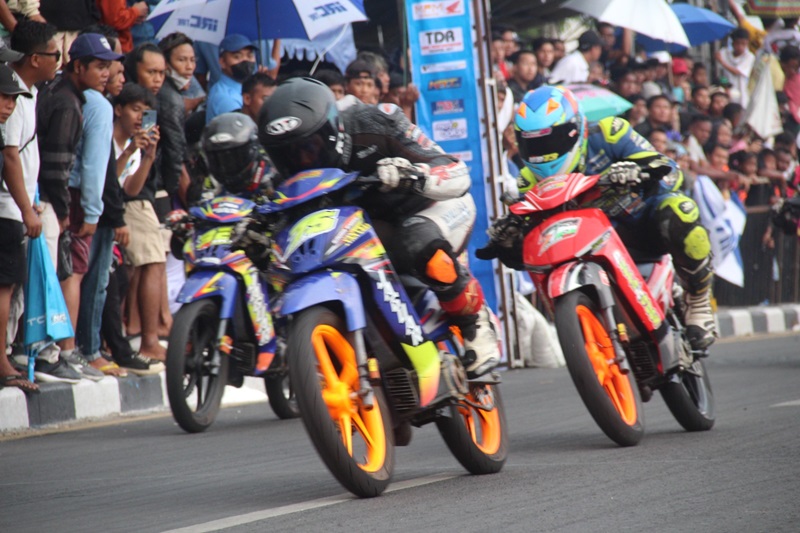 DUET BEBEK 2 TAK 125CC Team Jaguar Sinar Emas Madurace asal Pamekasan