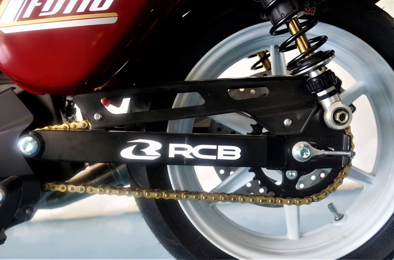 SWINGARM Dikepras sehingga wheelbase lebih pendek