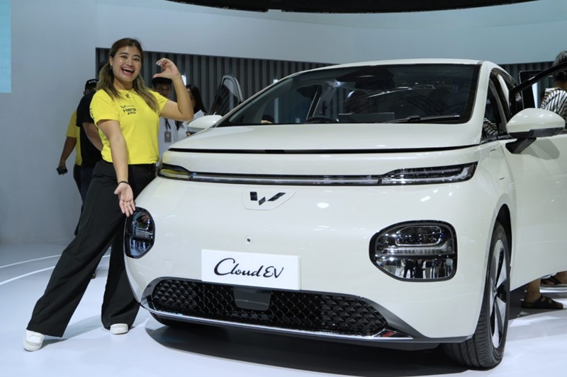 Hana Victoria selaku anggota dari WEVI pun berharap kedepannya Cloud EV dapat diterima oleh masyarakat sama seperti Air ev dan BinguoEV
