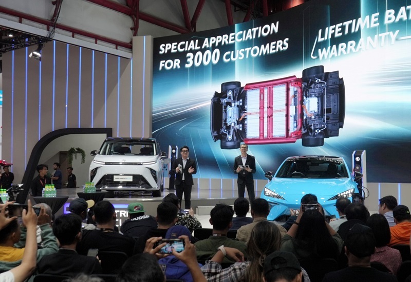 Program penawaran Lifetime Battery Warranty Apresiasi untuk 3.000 konsumen pertama yang memesan MG 4 EV produksi nasional