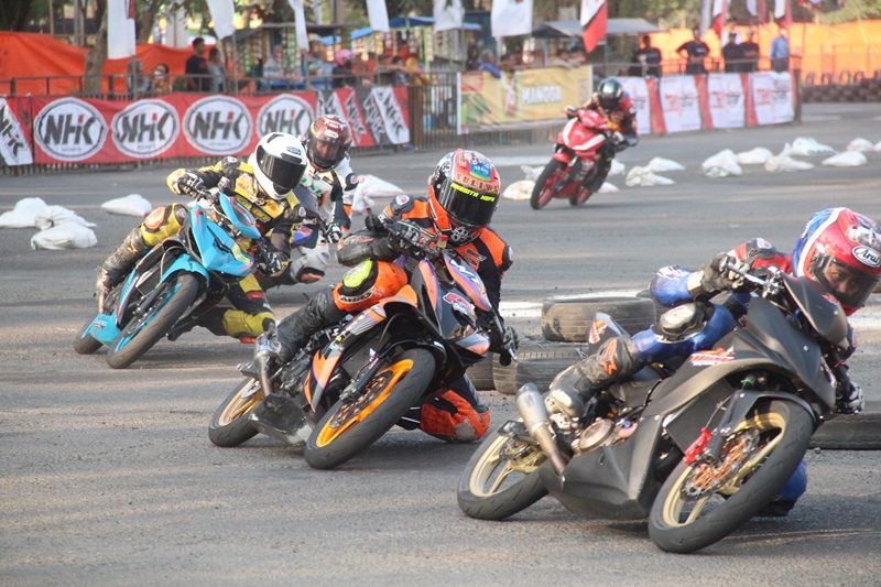 bebek 4 tak 150 cc Novice. duel panas