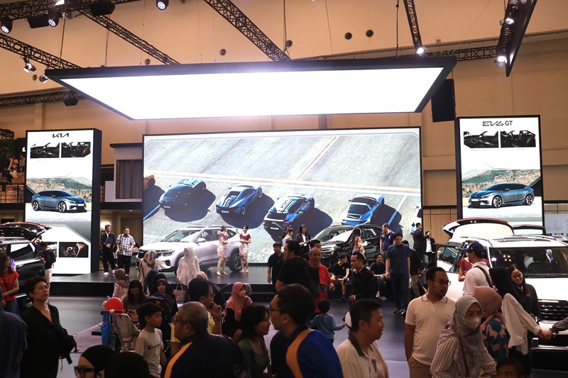 Booth KIA 01