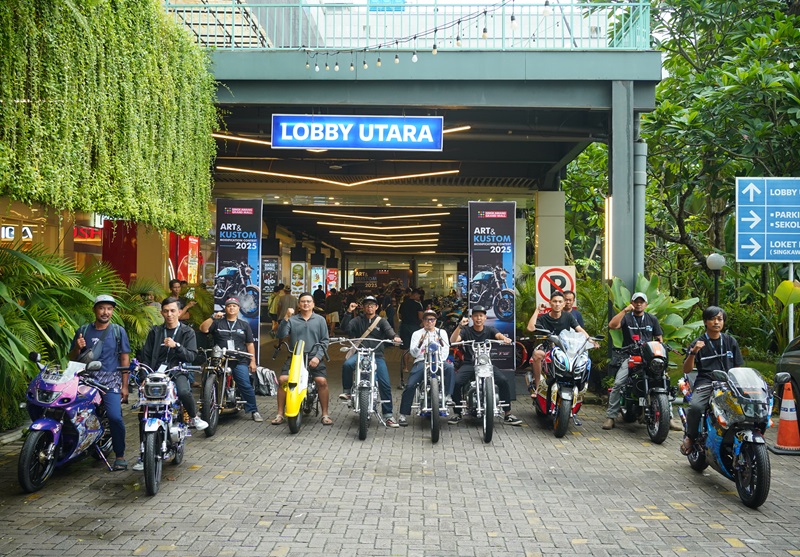 KANDIDAT TERBAIK Fotbar sebelum mengikuti otochallenge session