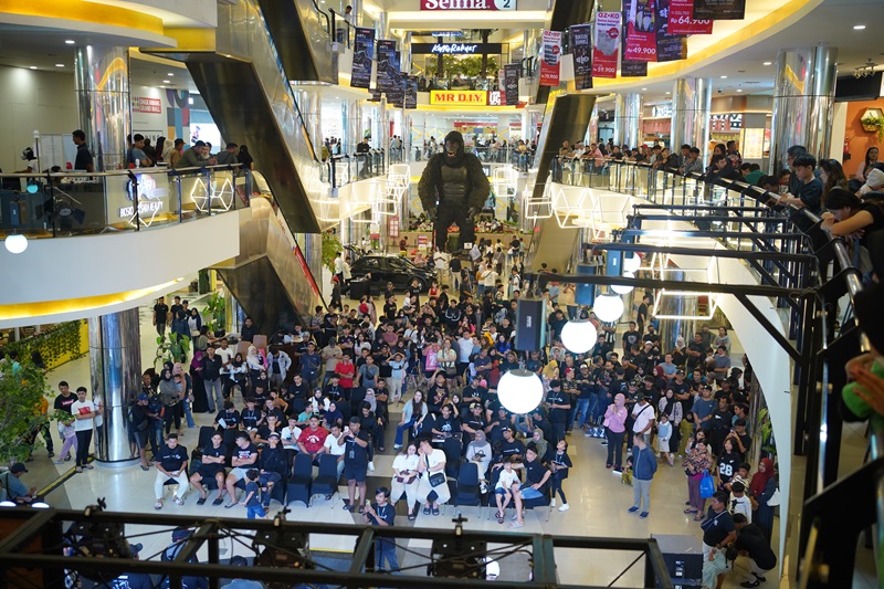 PENGUNJUNG MALL Ikut merasakan euforia dan kemeriahan Art and Kustom Modification Contest 2025