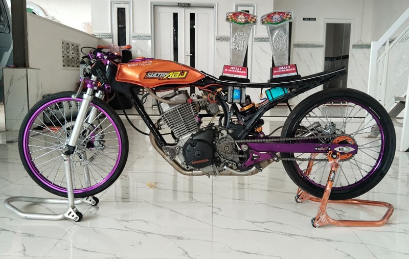 Pacuan Team ABK Sumenep. Usung Gery percil raih best time Herex 300 cc