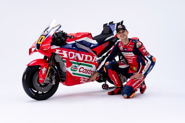 FIFGROUP Kembali Lakukan Kerjasama Dengan Honda Racing Corporation di MotoGP 02