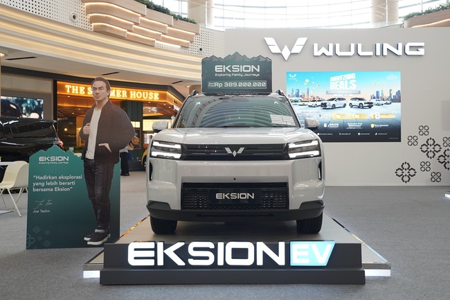 Wuling Eksion tersedia dalam dua pilihan teknologi yaitu EV dan Plug in Hybrid