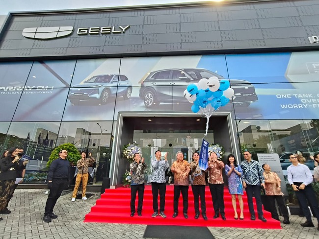 Diler Geely 1