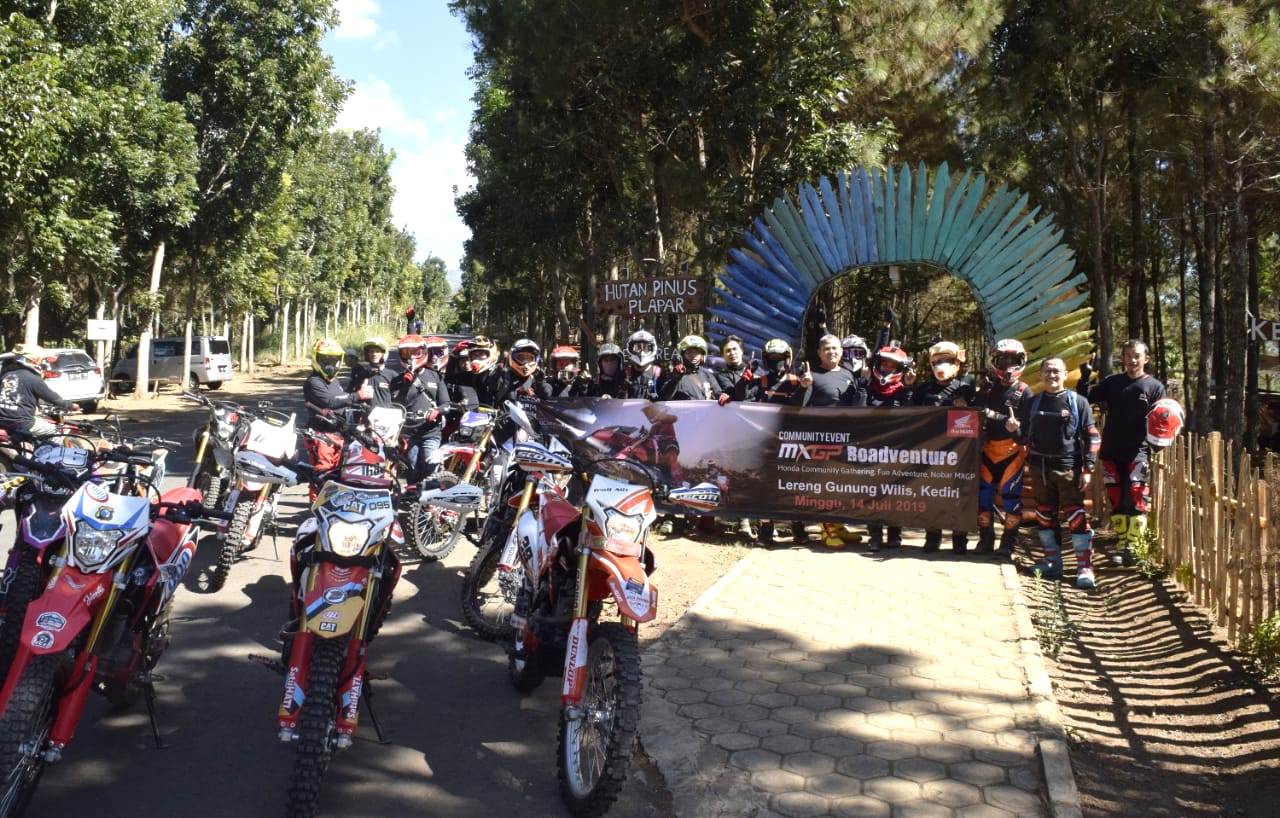 Komunitas Honda Crf Jatim Meriahkan National Honda Roadventure