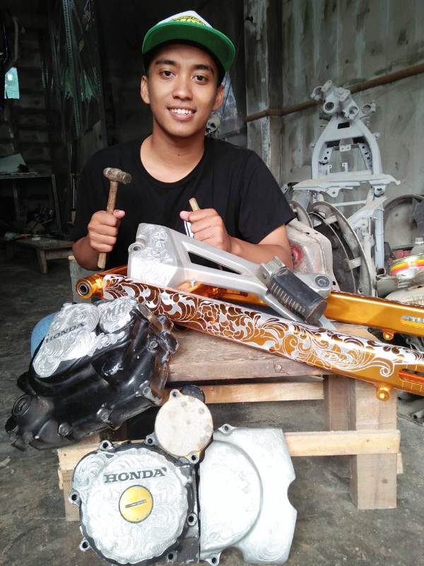 SENO CUSTOM BANYUWANGI RISING STAR SENIMAN PAHAT METAL 