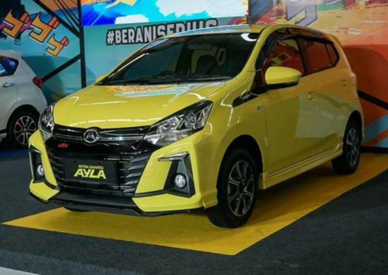  2021  DAIHATSU  AYLA  FACELIFT  Terinpirasi Ayla  Turbo 