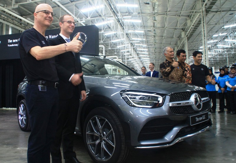 Pt Mercedes Benz Indonesia Hadirkan Suv Premium The New Glc Yang Diproduksi Di Wanaherang Bogor Pt Mercedes Benz Indonesia Hadirkan Suv Premium The New Glc Yang Diproduksi Di Wanaherang Bogor