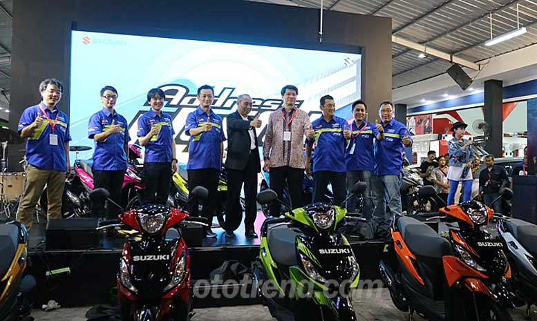 Manajemen PT SIS Berfoto Bersama dalam Launching Address Playful dan nex di PRJ