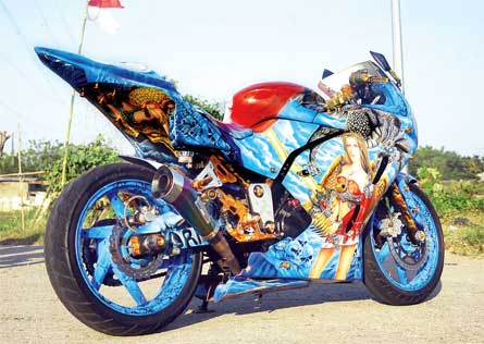 KAWASAKI NINJA 250’14 - JAKARTA : EFEK & GAMBARNYA MEMUKAU KAWASAKI NINJA 250’14 - JAKARTA : EFEK & GAMBARNYA MEMUKAU