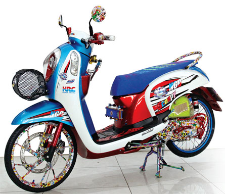 HONDA SCOOPY FI '16 - BALI : Laksana NGO Official Bike
