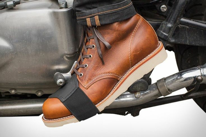 motorcycle shoes protection