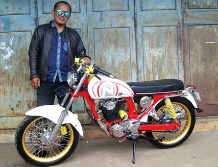 HONDA TIGER '96 - BATANG : Klasik Khas Alas Roban HONDA TIGER '96 - BATANG : Klasik Khas Alas Roban