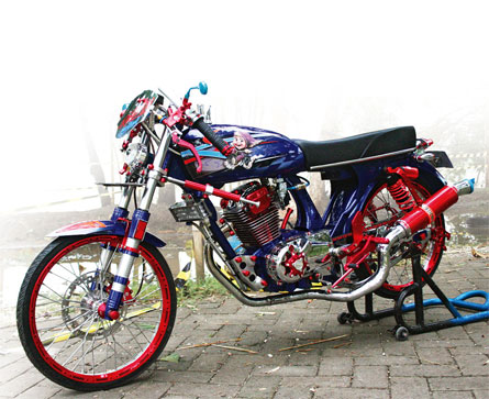HONDA GL PRO '95 - SUKOHARJO : CB Masha Bikin Gila HONDA GL PRO '95 - SUKOHARJO : CB Masha Bikin Gila