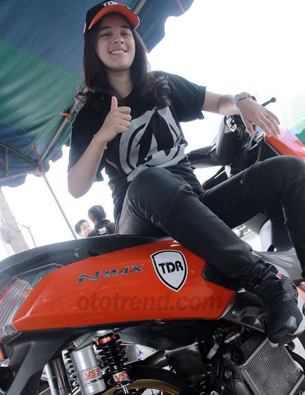 SABRINA SAMEH. Dengan pacuan NMax bore-up sd 180 cc