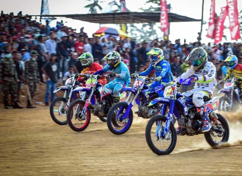 Memacu semangat dan menumbuh kembangkan motocross - grasstrack di Medan