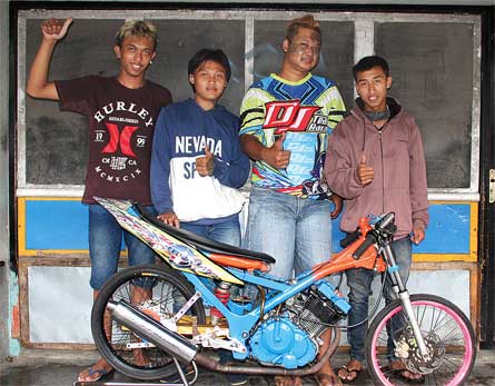 Suzuki Satria F Jombang : Balancer Weight nya Bubutan Obsesi 8,2 Detik